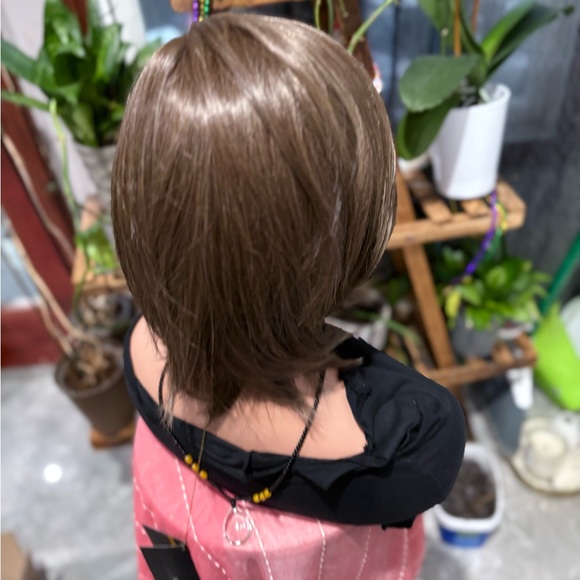 Belle tress “Mallorca” wig in color Coolest ash brown monofilament lace front - Picture 6 of 8